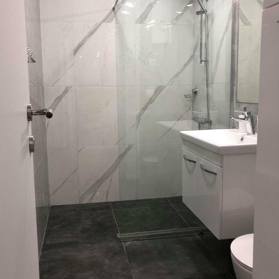 City Center Apartment 斯科普里 外观 照片